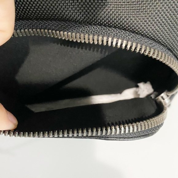 TUMI Bravo Albany Slim Computer Brief Black Shoulder Strap New With Tag - Picture 11 of 15